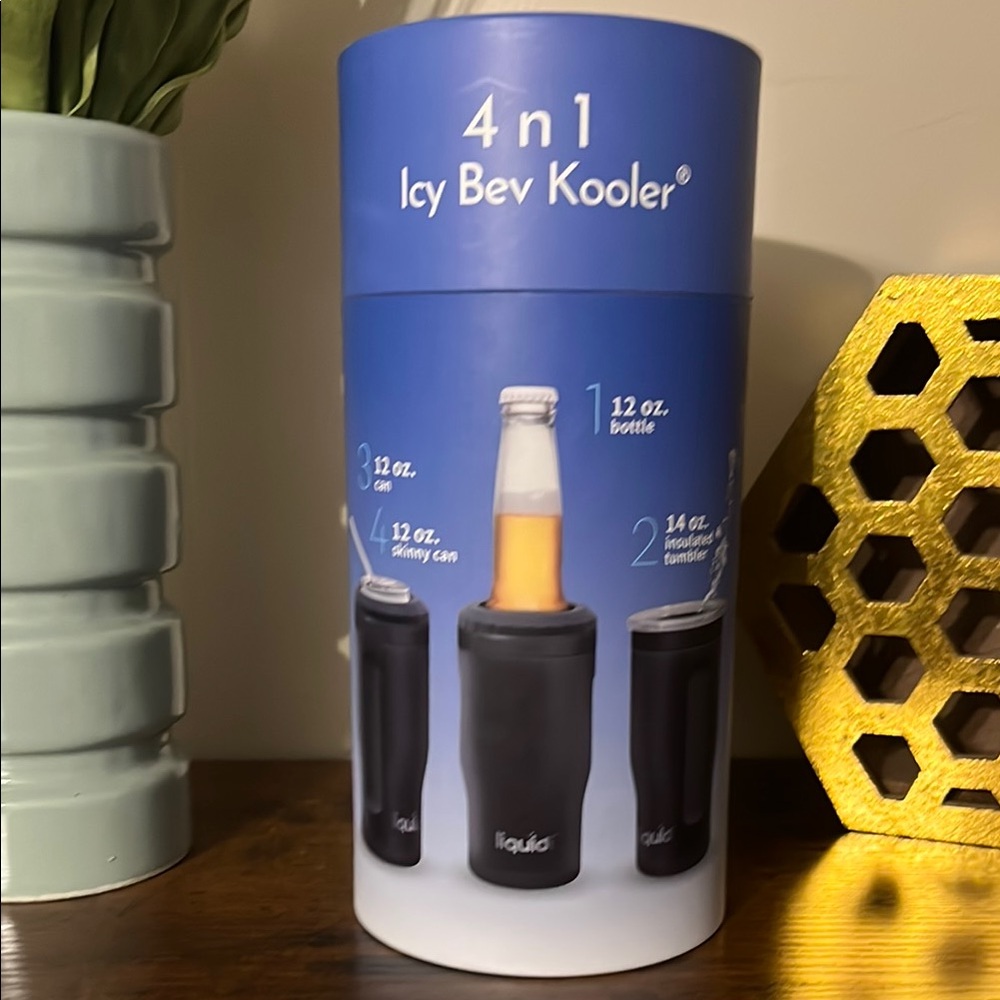 4 in 1 Can Cooler Plus Tumbler, Black 🎁 Fits bottles and cans